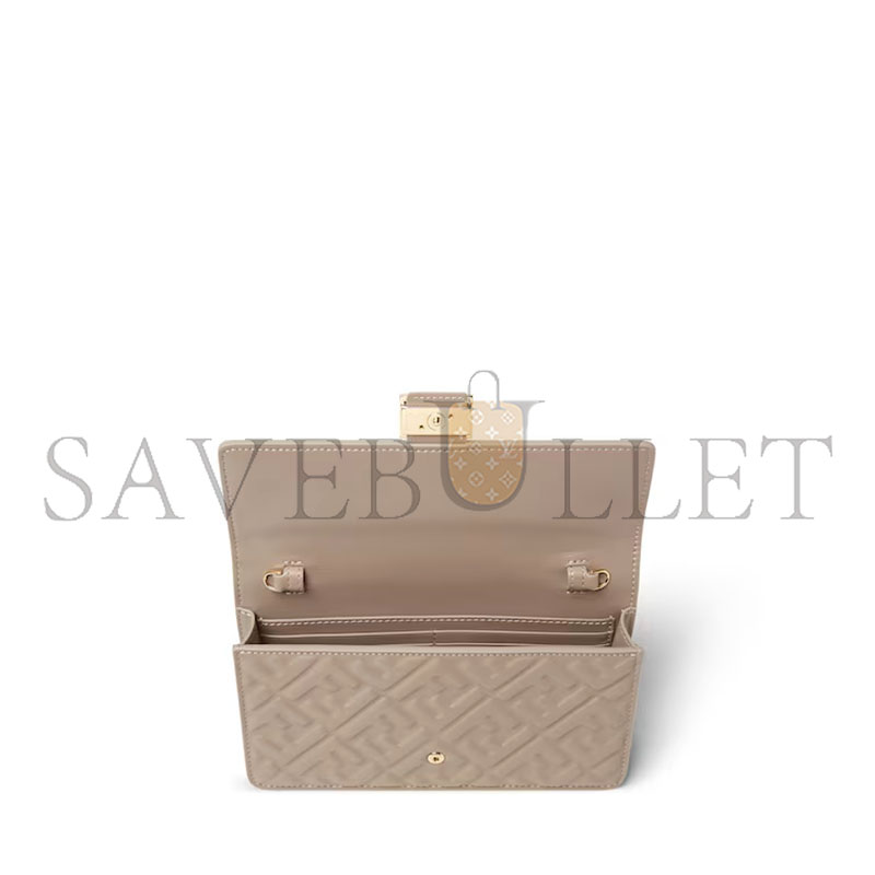 FENDI WALLET ON CHAIN BAGUETTE 8M0498AAJDF0E65 (21*11.5*5cm)